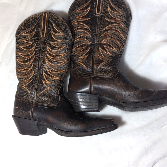 Ariat cowboy boots - Picture 4 of 5